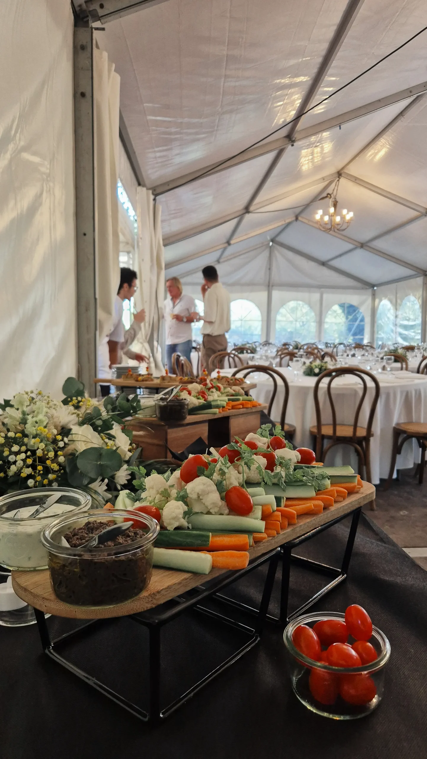 Buffet festif avec tapas et pintxos basques pour vos réceptions d’entreprise
